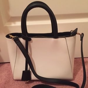 Like new!! Crossbody bag - taking offers